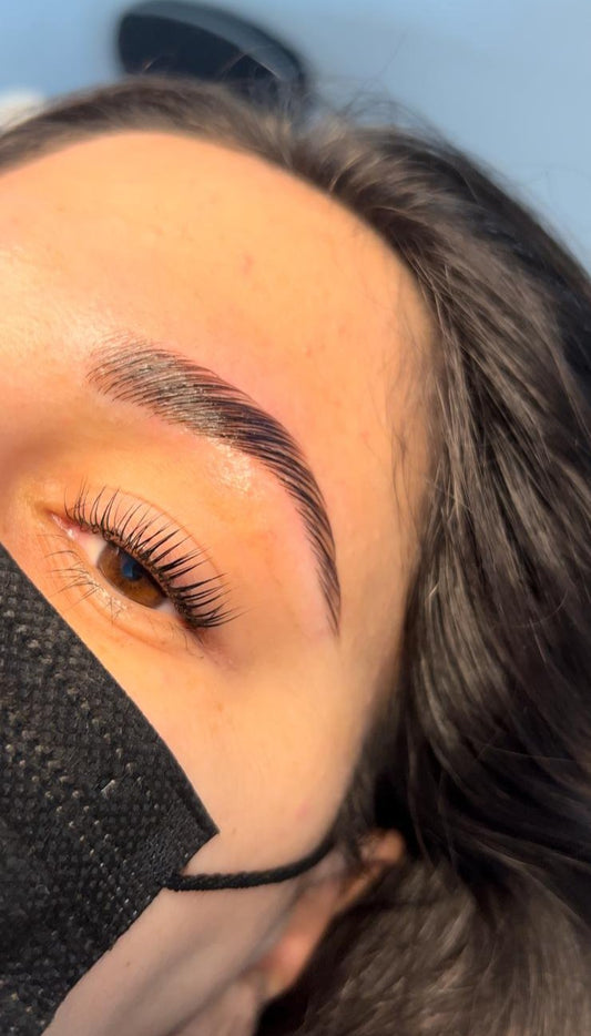 Réhaussement de cils + lash botox